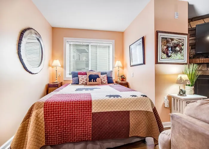 Gatlinburg Summit Condo #6208